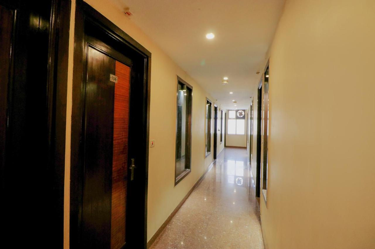 Staybook Hotel Aira New Delhi Railway Station Paharganj ภายนอก รูปภาพ