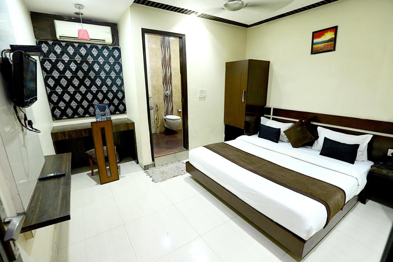 Staybook Hotel Aira New Delhi Railway Station Paharganj ภายนอก รูปภาพ
