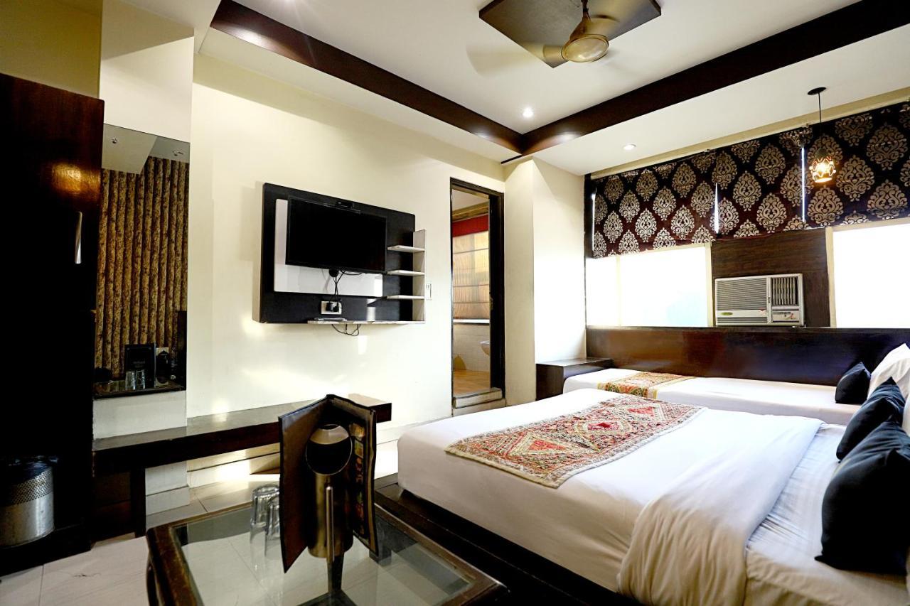 Staybook Hotel Aira New Delhi Railway Station Paharganj ภายนอก รูปภาพ