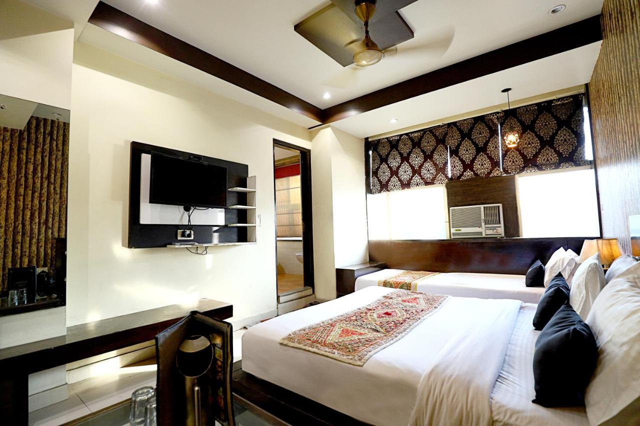Staybook Hotel Aira New Delhi Railway Station Paharganj ภายนอก รูปภาพ