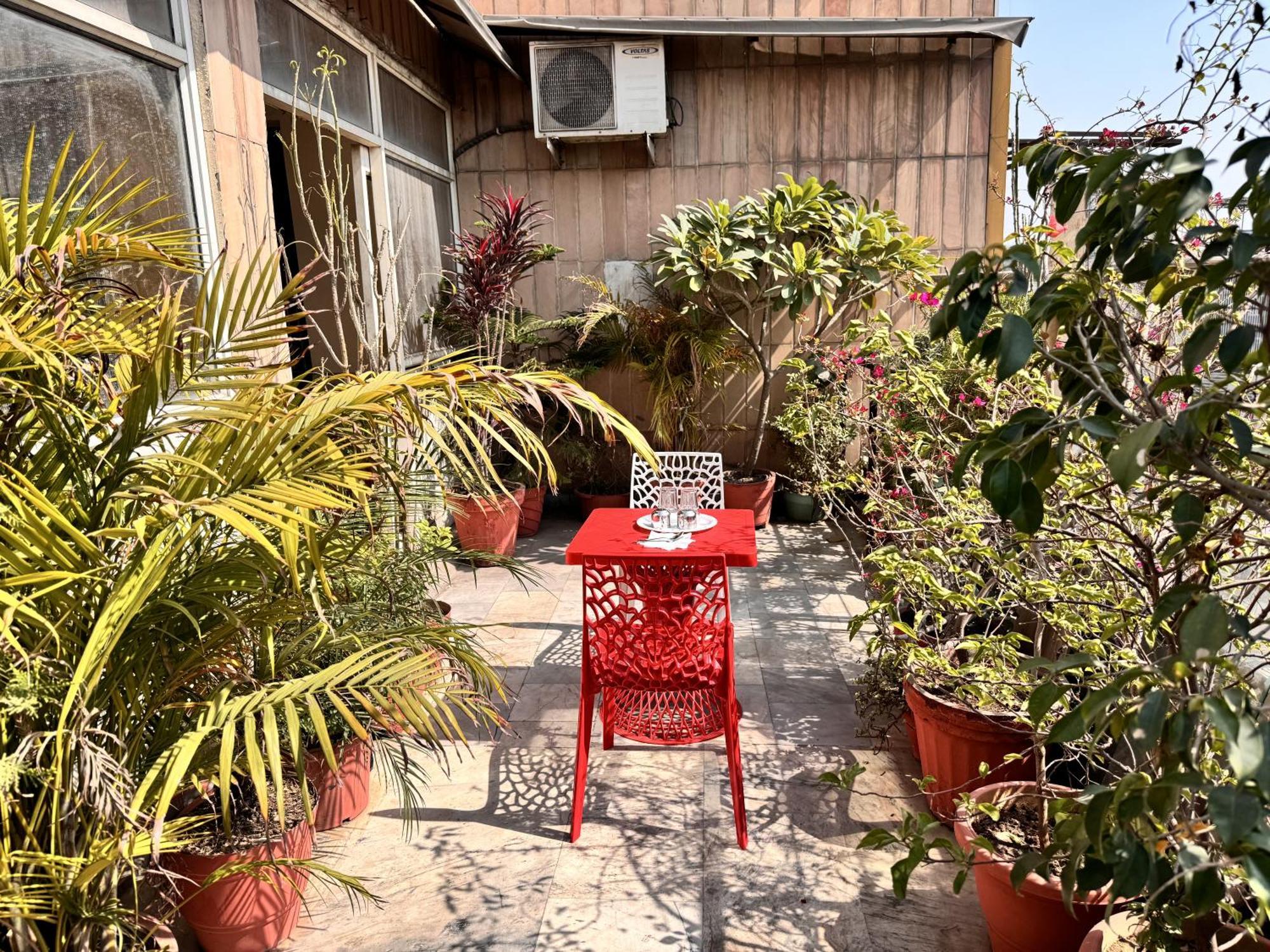 Staybook Hotel Aira New Delhi Railway Station Paharganj ภายนอก รูปภาพ