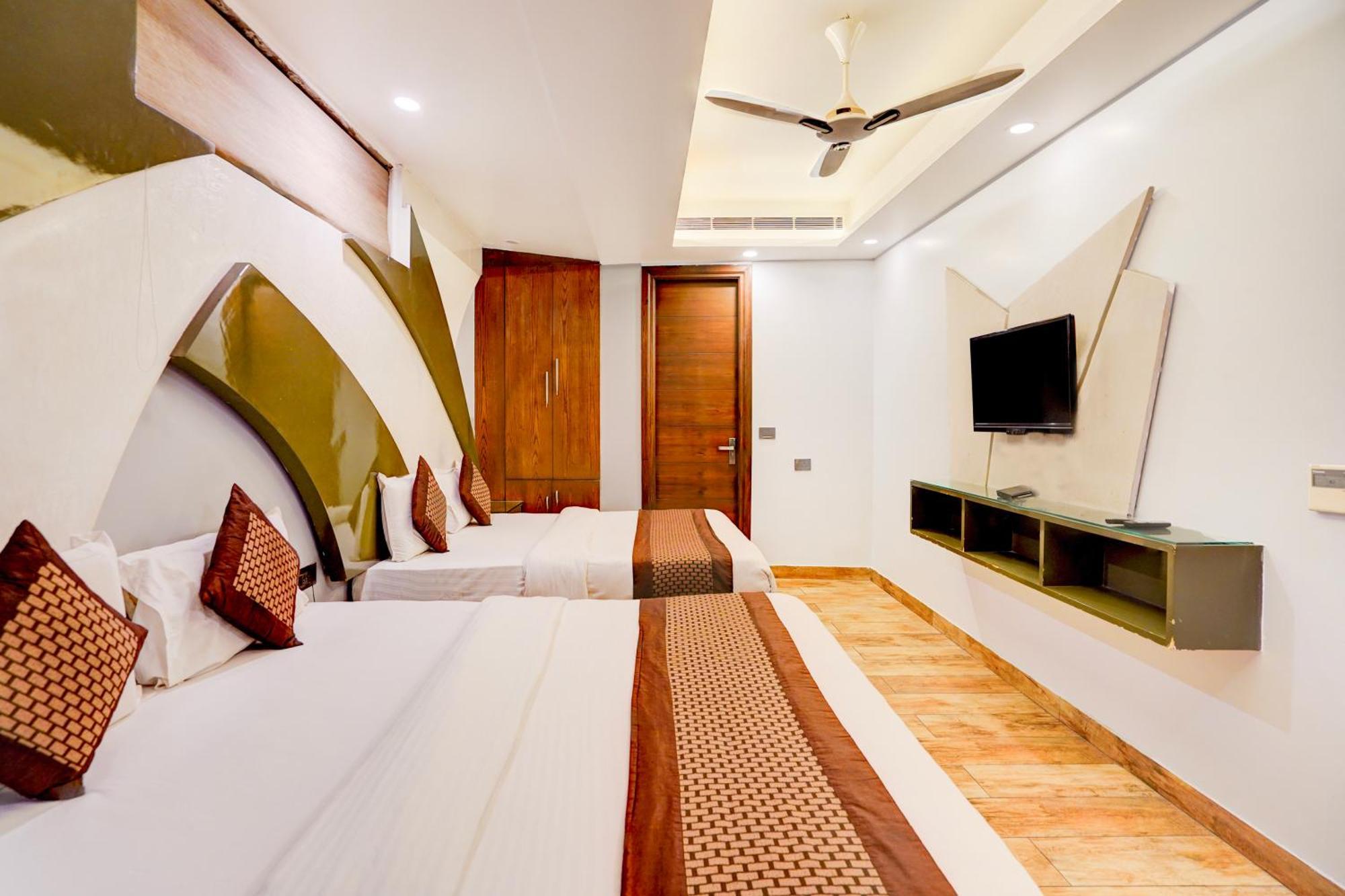 Staybook Hotel Aira New Delhi Railway Station Paharganj ภายนอก รูปภาพ