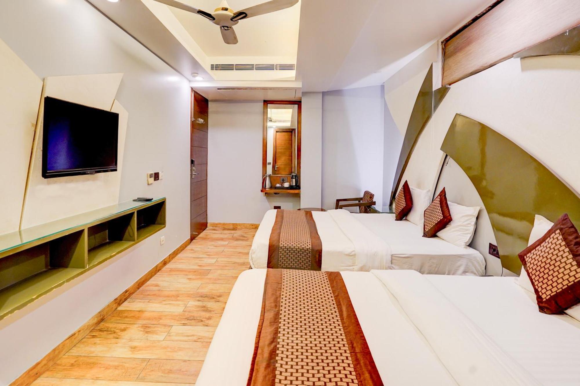 Staybook Hotel Aira New Delhi Railway Station Paharganj ภายนอก รูปภาพ